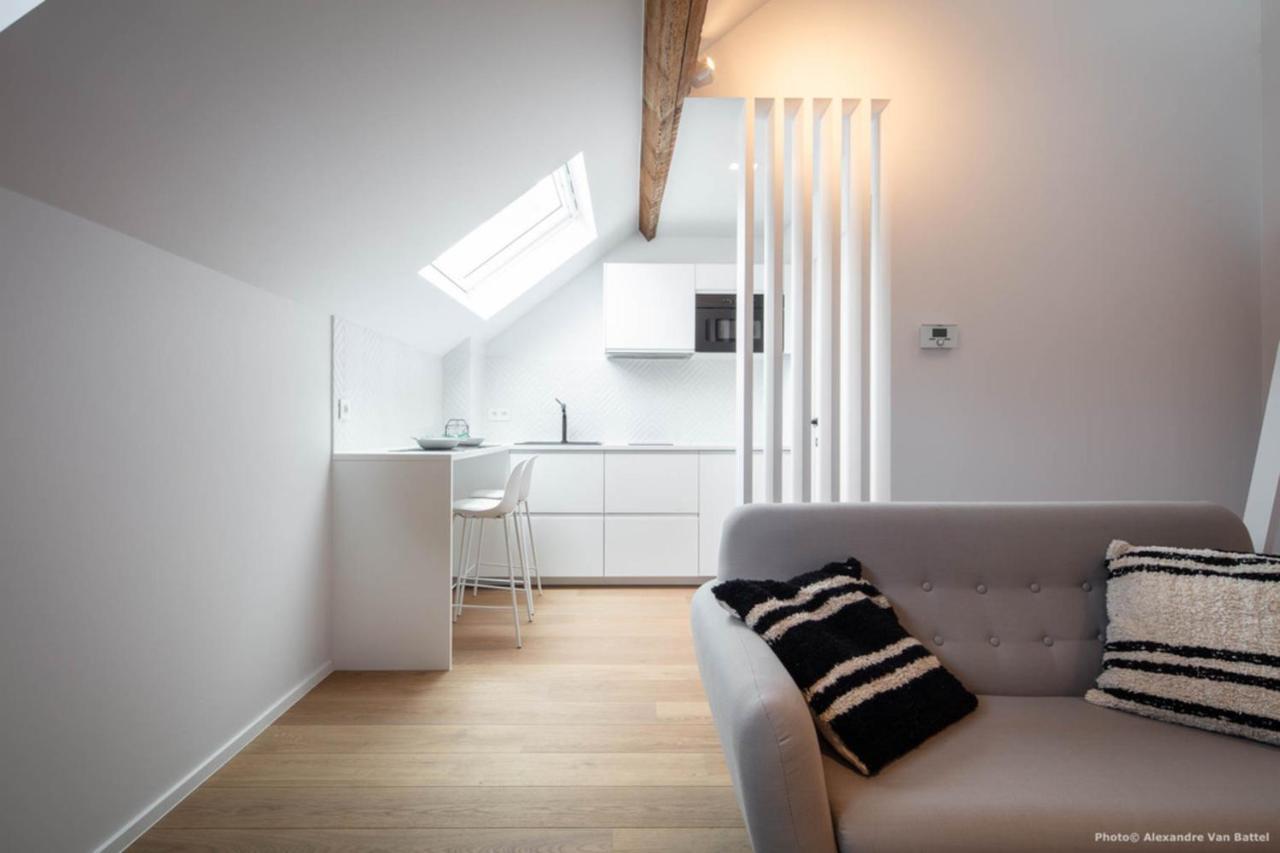 Studios Fully Equipped Near Place Stephanie Brussel Bagian luar foto