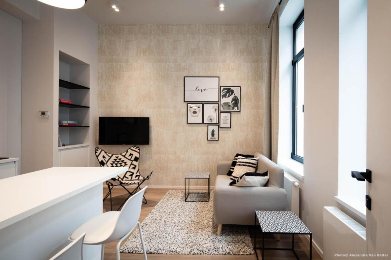 Studios Fully Equipped Near Place Stephanie Brussel Bagian luar foto