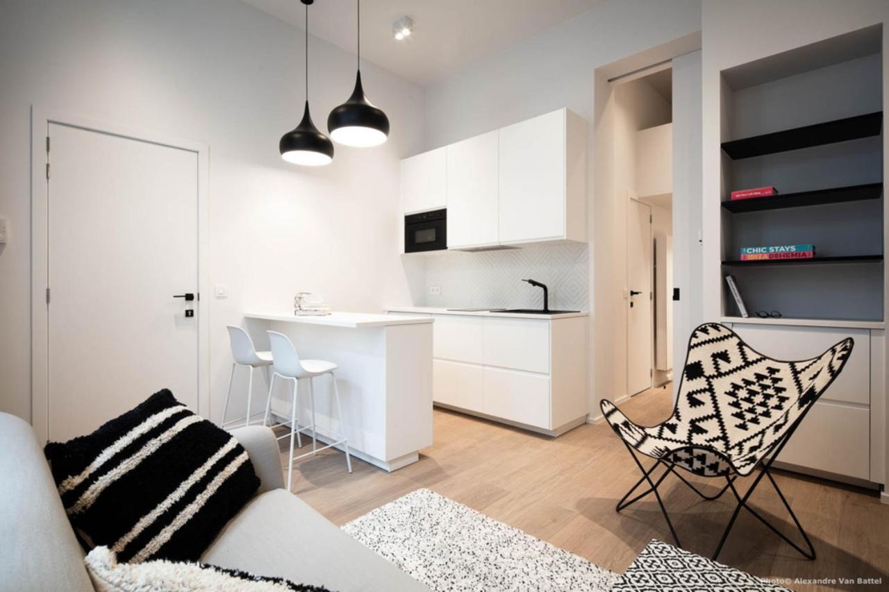 Studios Fully Equipped Near Place Stephanie Brussel Bagian luar foto