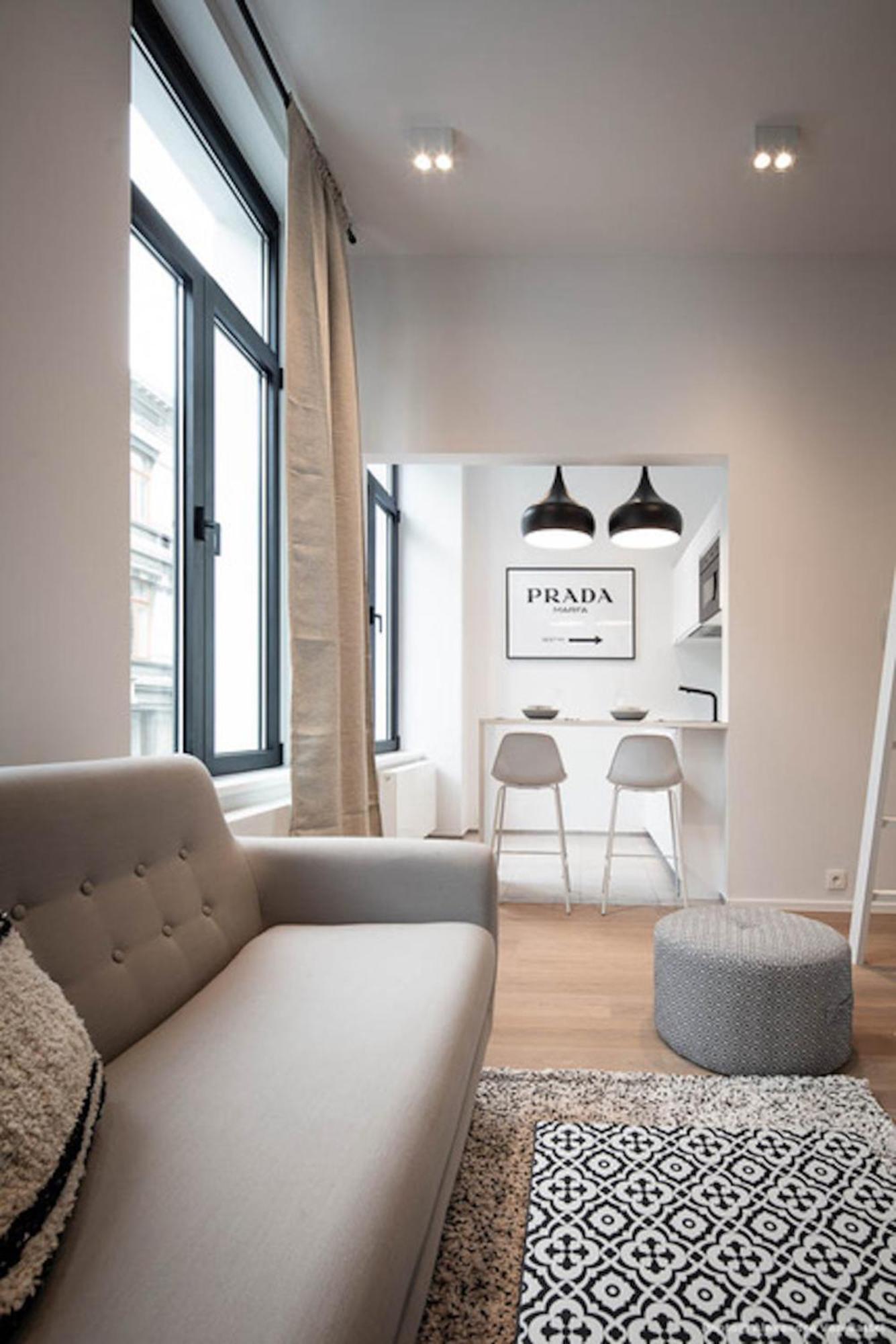 Studios Fully Equipped Near Place Stephanie Brussel Bagian luar foto